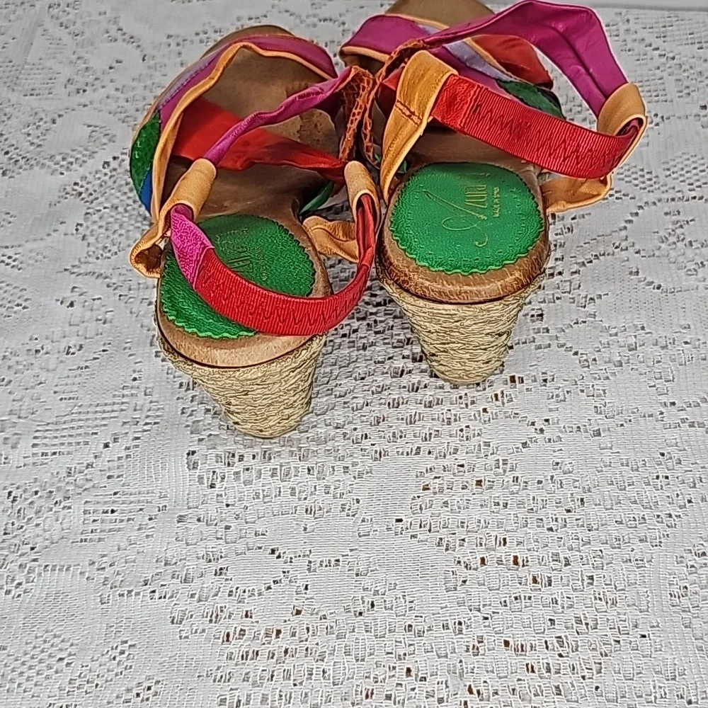 Azura size 37